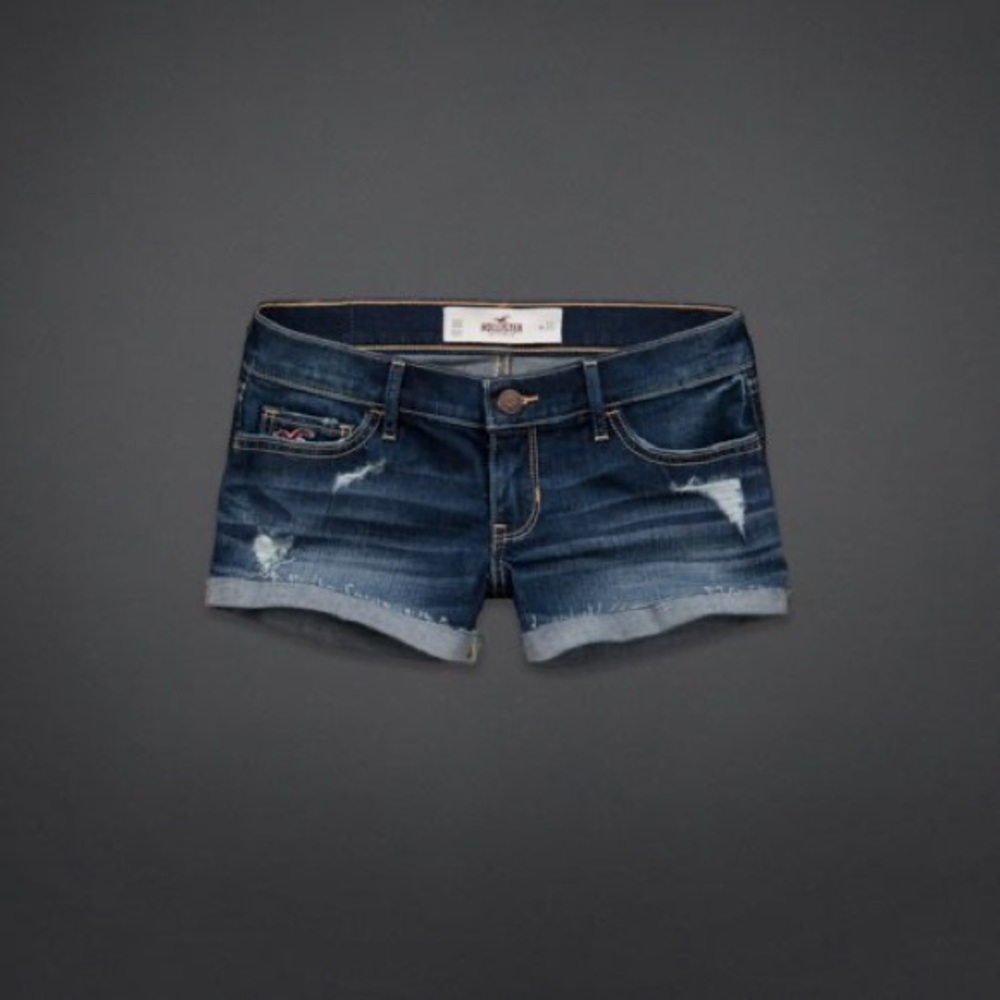 hollister co low rise dark wash denim shorts